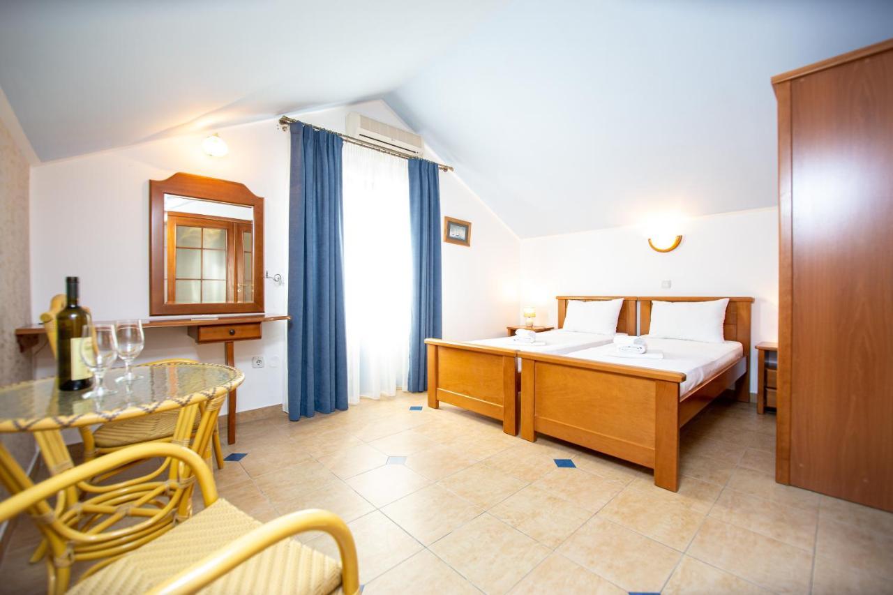 רפאלוביץ' Tanja Apartments מראה חיצוני תמונה